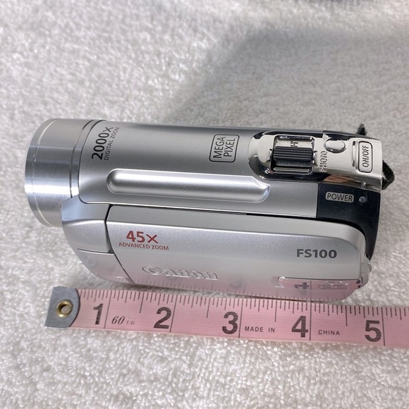 Canon FS100 Digital Video Camcorder Camera Silver Untested - Picture 14 of 16